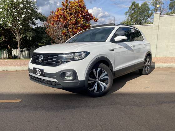 VOLKSWAGEN T-CROSS 1.0 200 TSI TOTAL FLEX COMFORTLINE AUTOMÁTICO